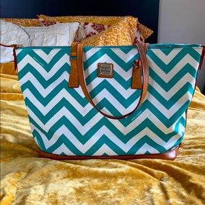 Dooney & Bourke teal chevron print bag